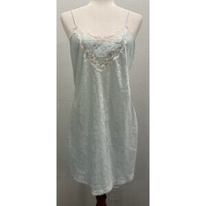 Vintage 1980's Val Mode Negligée Baby Blue with White Lace Vintage Size M